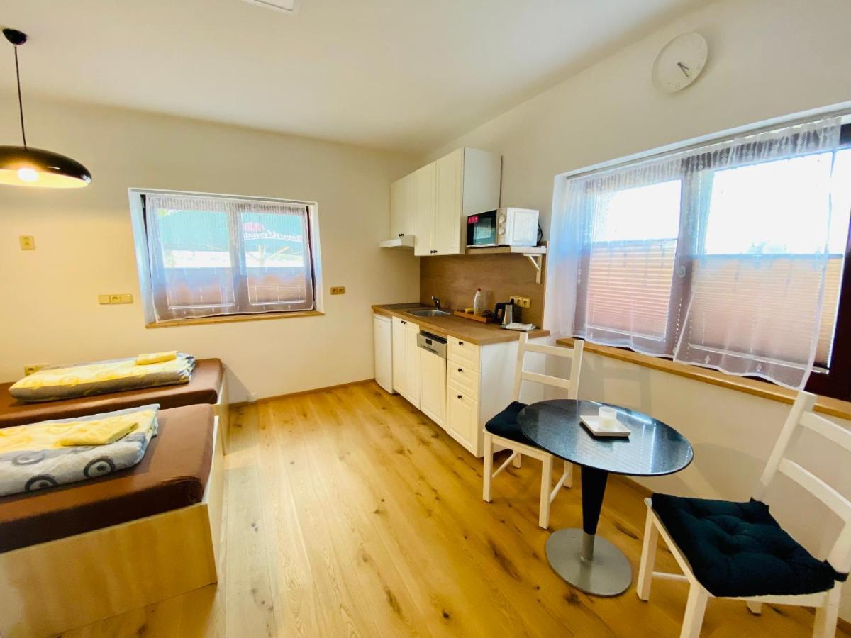 Apartmany Kadlecu Волари Екстер'єр фото