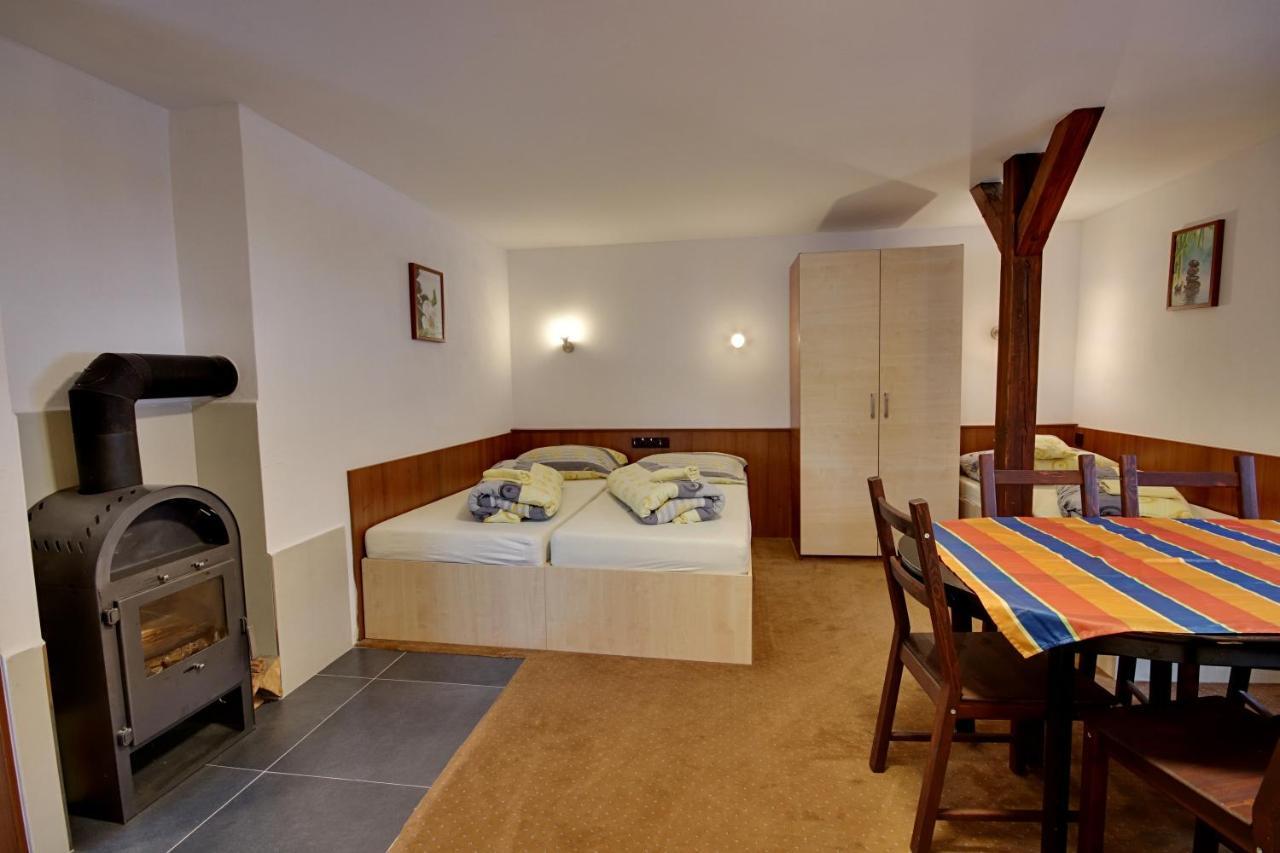 Apartmany Kadlecu Волари Екстер'єр фото
